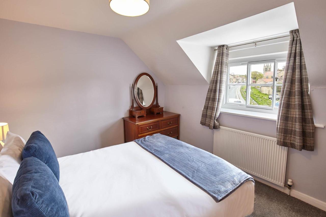 Host & Stay - Buckingham Square Helmsley Exterior photo